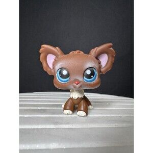 LPS Hasbro #219 Brown Longhair Chihuahua Dog Blue Eyes 2005 G1 Authentic